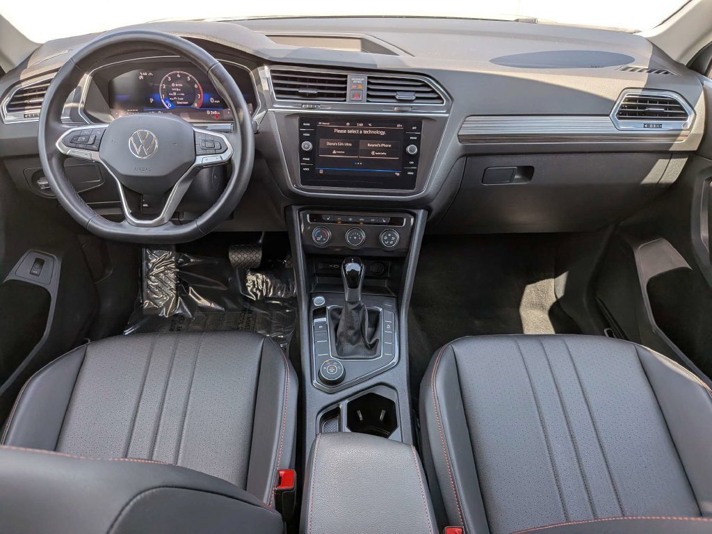 Used 2024 Volkswagen Tiguan Wolfsburg Edition AWD/4WD image 14