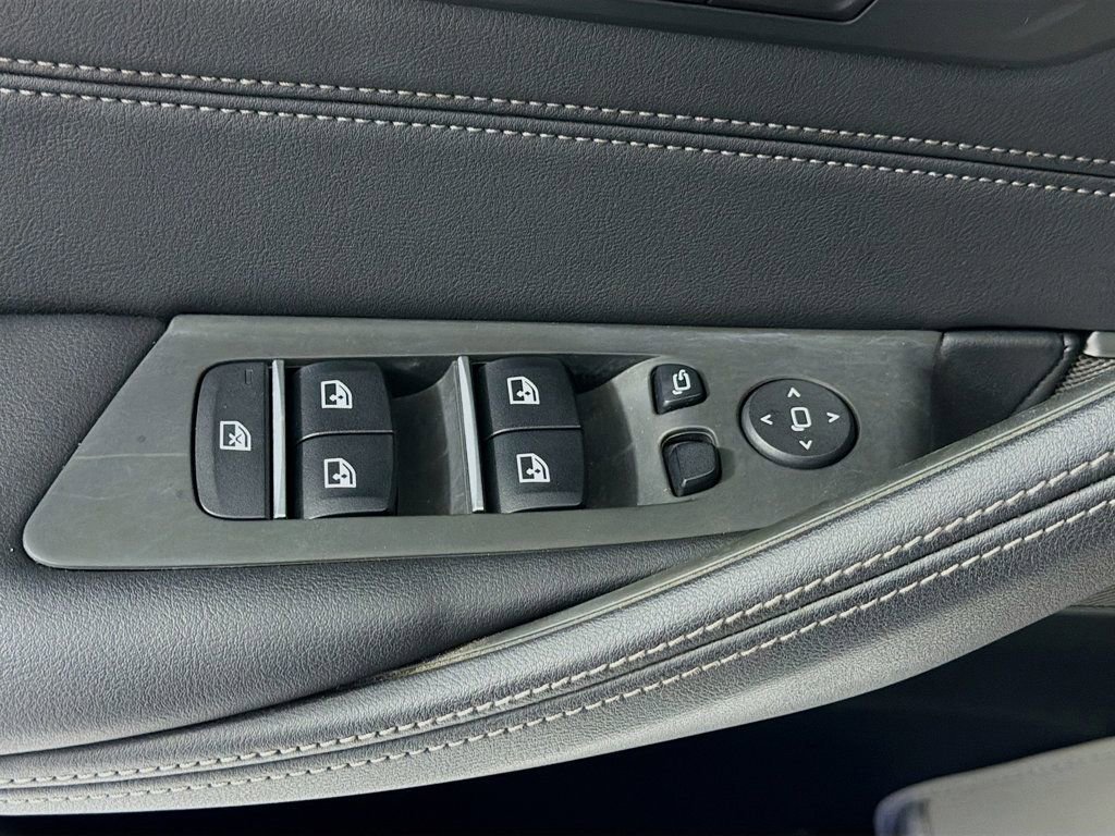 Used 2021 BMW M550i xDrive w/ Premium Package image 19