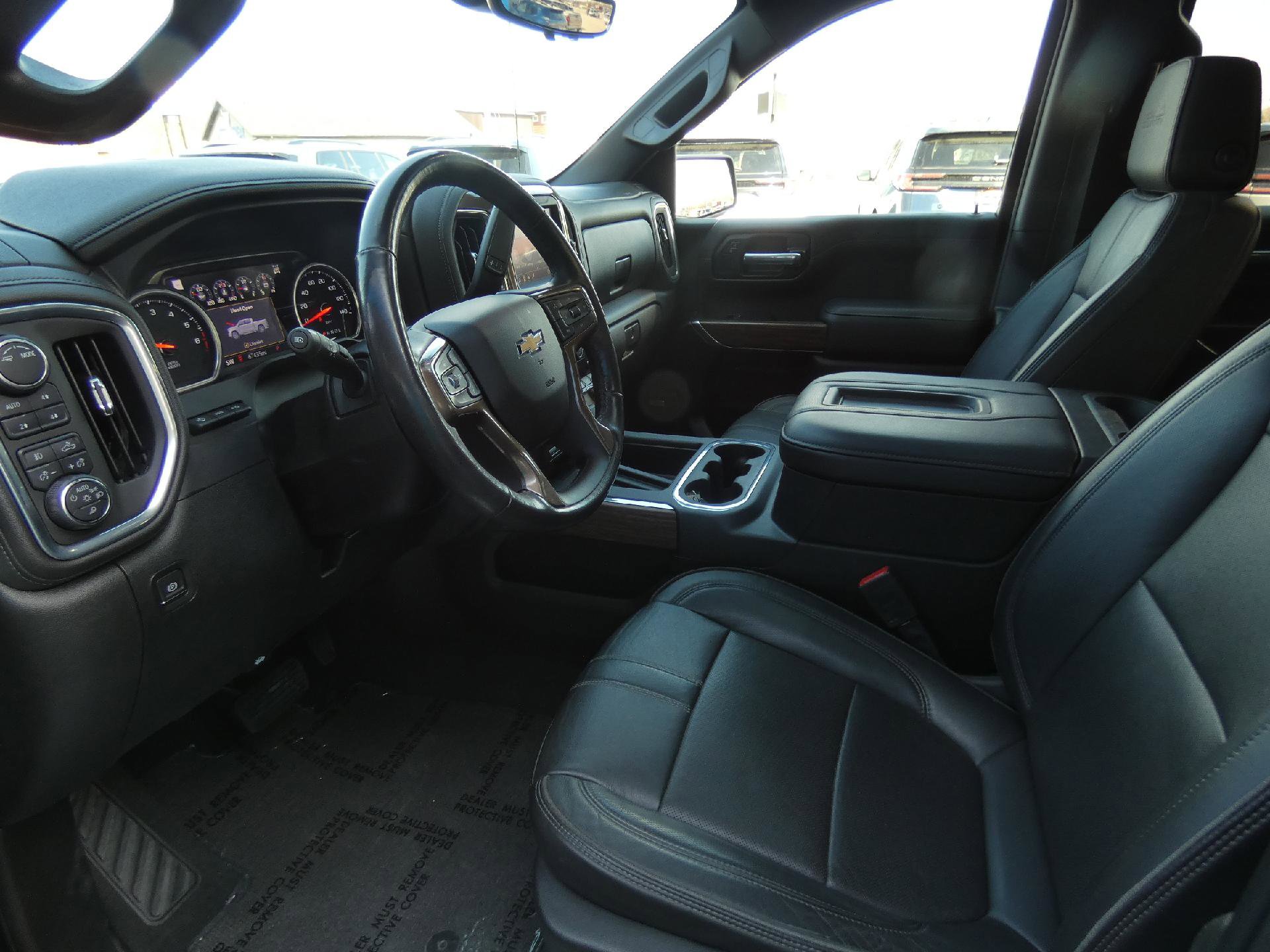 Used 2021 Chevrolet Silverado 1500 High Country w/ Technology Package AWD/4WD image 11