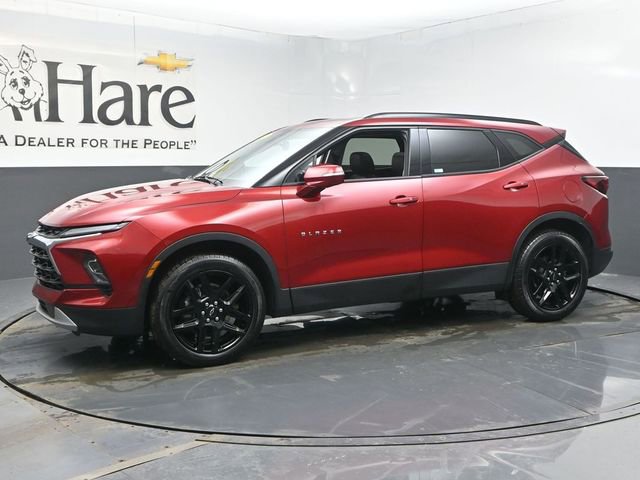 Used 2023 Chevrolet Blazer LT image 32