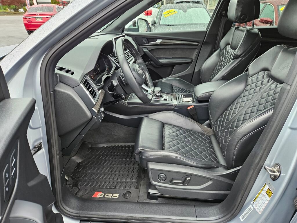 Used 2018 Audi SQ5 Prestige w/ Prestige Package AWD/4WD image 11