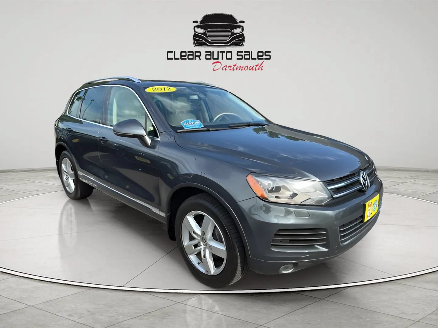 Used 2012 Volkswagen Touareg Executive AWD/4WD image 1