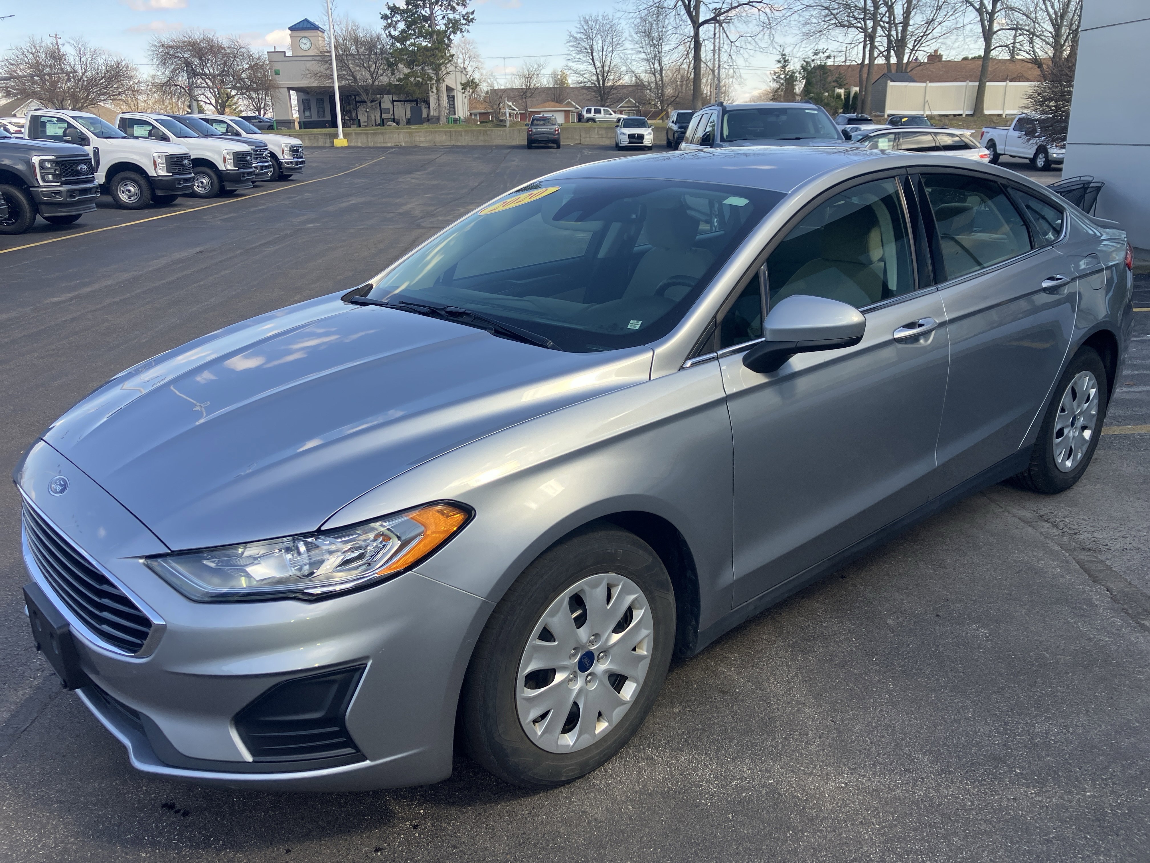 Used 2020 Ford Fusion S image 3