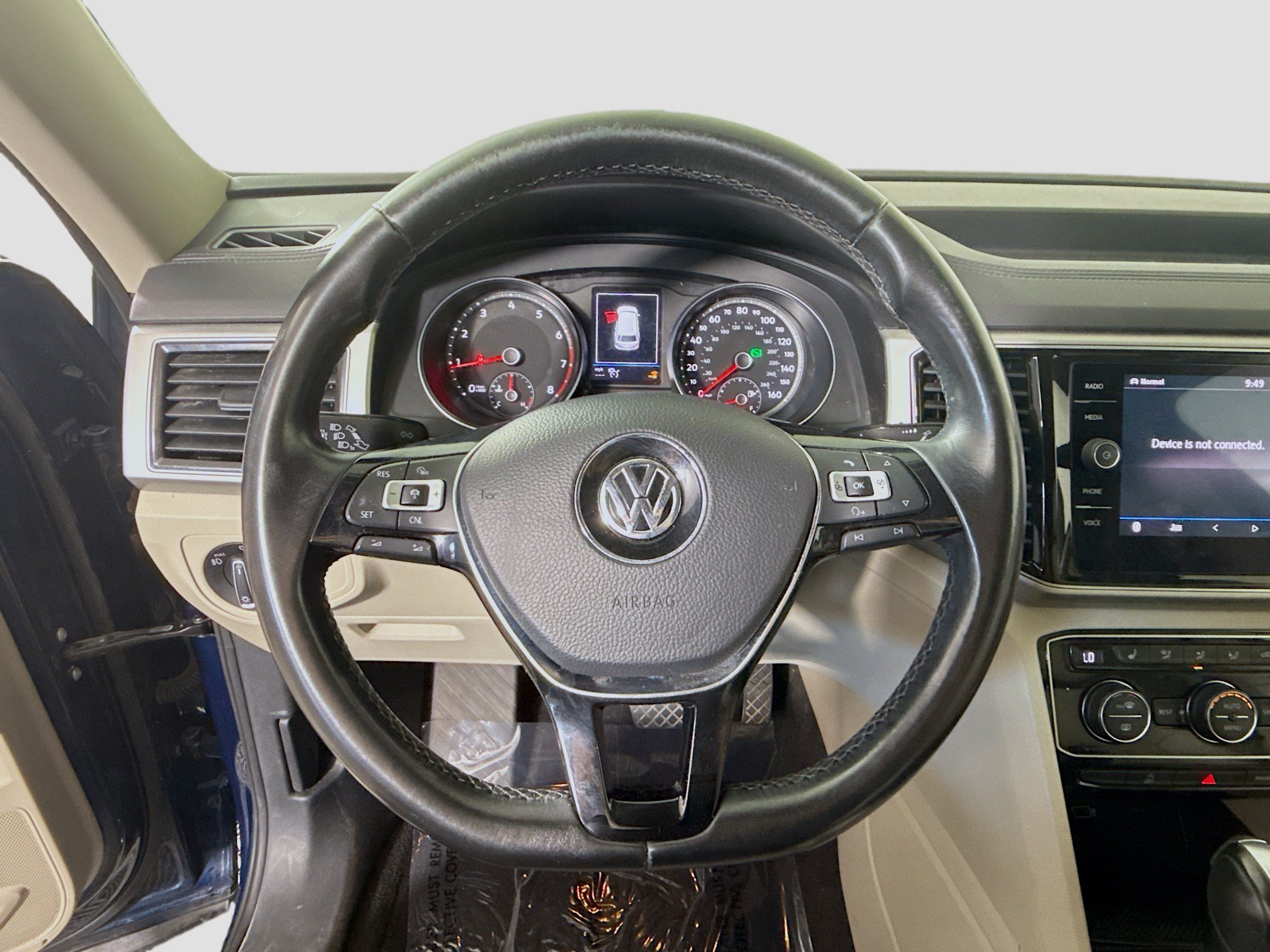 Used 2018 Volkswagen Atlas SEL AWD/4WD image 13