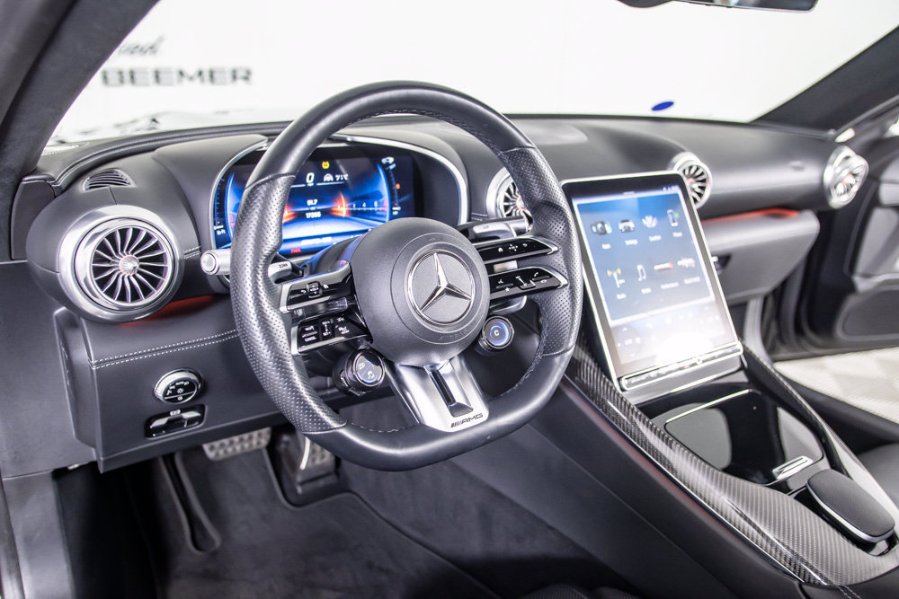 Used 2022 Mercedes-Benz SL 63 AMG 4MATIC image 35