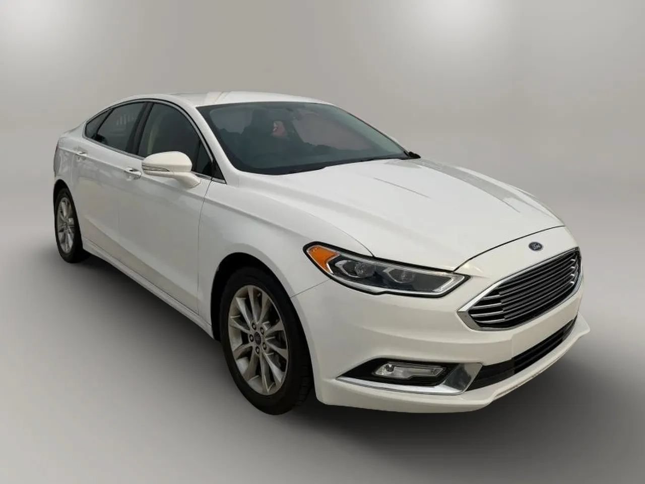Used 2017 Ford Fusion SE w/ Fusion SE Technology Package