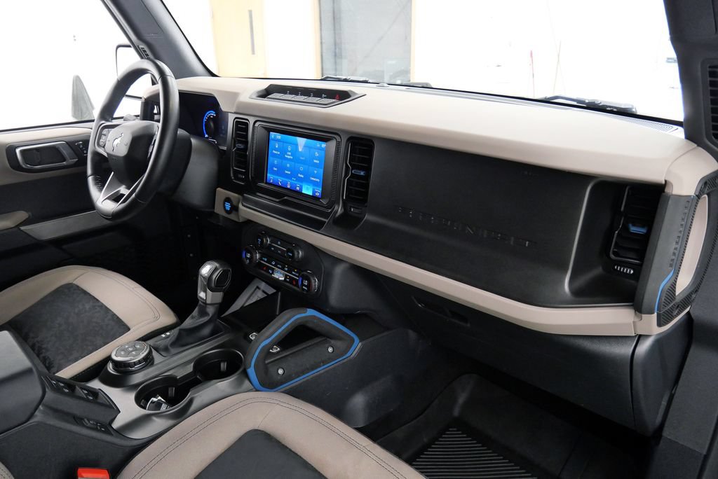 Used 2023 Ford Bronco Wildtrak AWD/4WD image 15