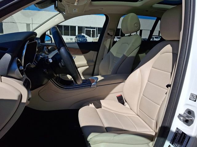 Used 2022 Mercedes-Benz GLC 300 4MATIC image 15