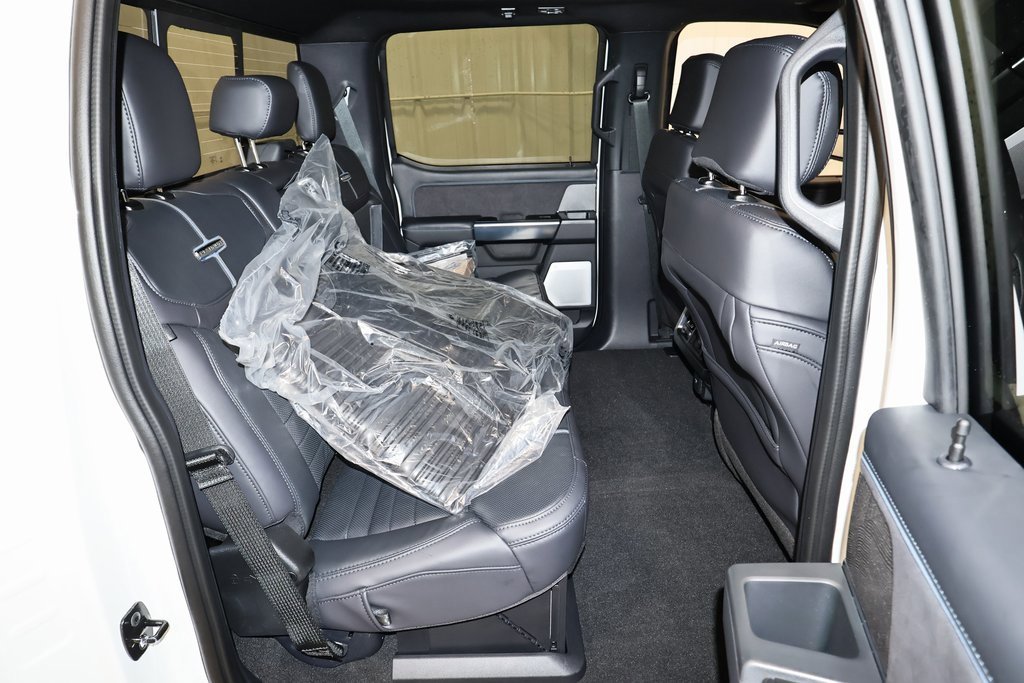 New 2025 Ford F350 Platinum w/ FX4 Off-Road Package image 16