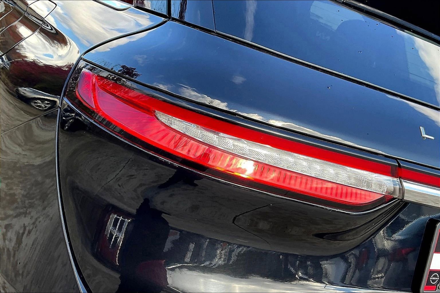 Used 2023 Lincoln Corsair AWD image 33