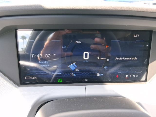 New 2027 Chevrolet Bolt RS w/ Technology Package FWD image 7