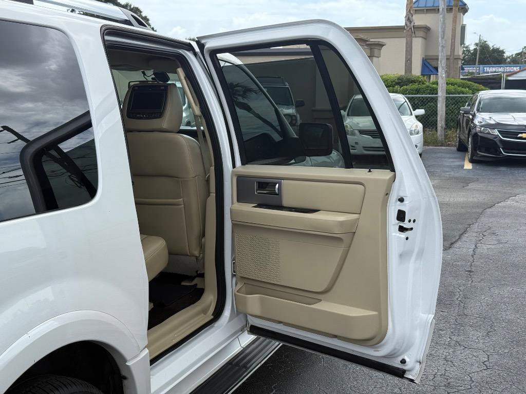 Used 2016 Ford Expedition EL Limited image 18