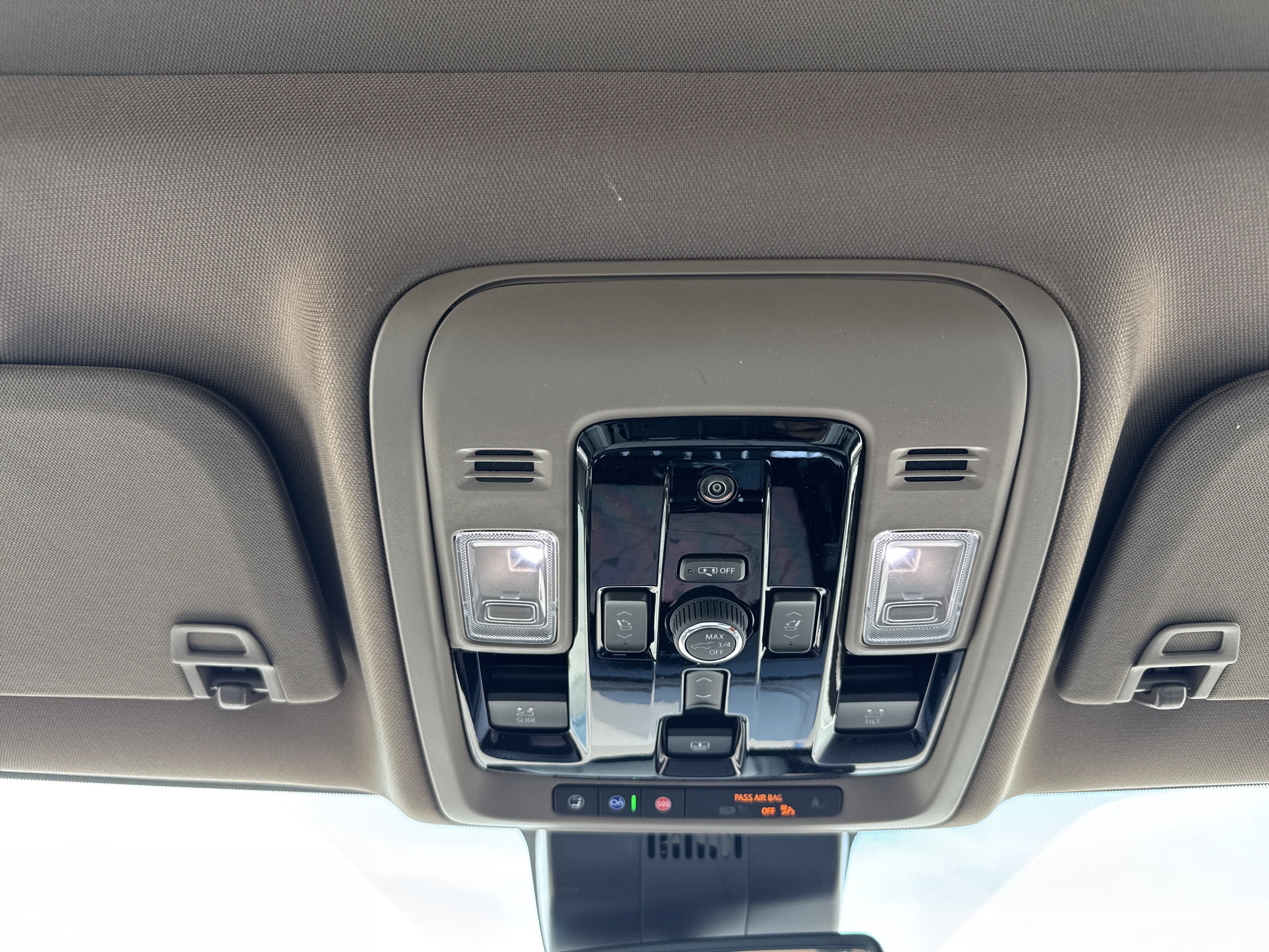 New 2026 GMC Yukon Denali w/ Sun & Power Step Package AWD/4WD image 27