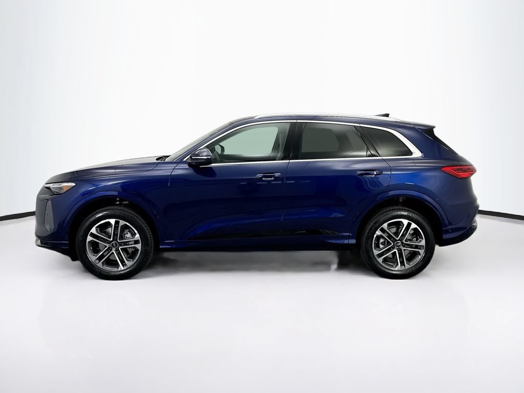 Used 2025 Audi Q5 Premium Plus w/ Premium Plus AWD/4WD image 9