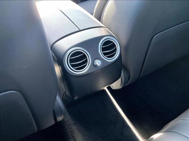 Used 2022 Mercedes-Benz GLC 300 image 25