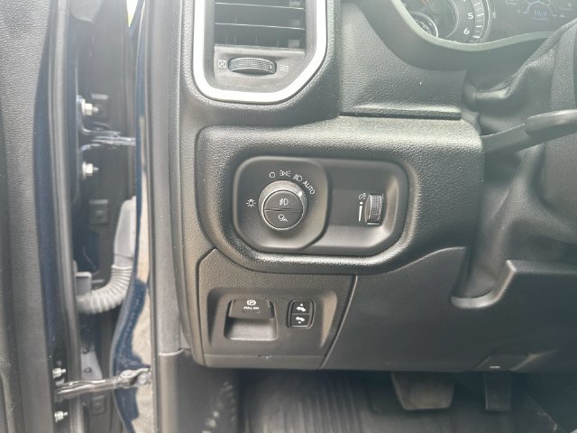 Used 2022 RAM 1500 Big Horn AWD/4WD image 19