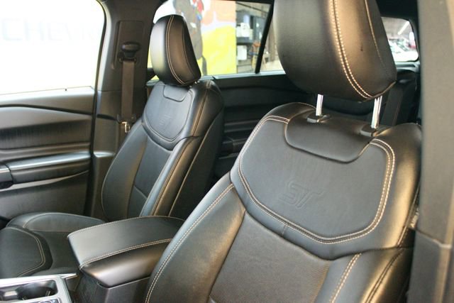 Used 2020 Ford Explorer ST image 19
