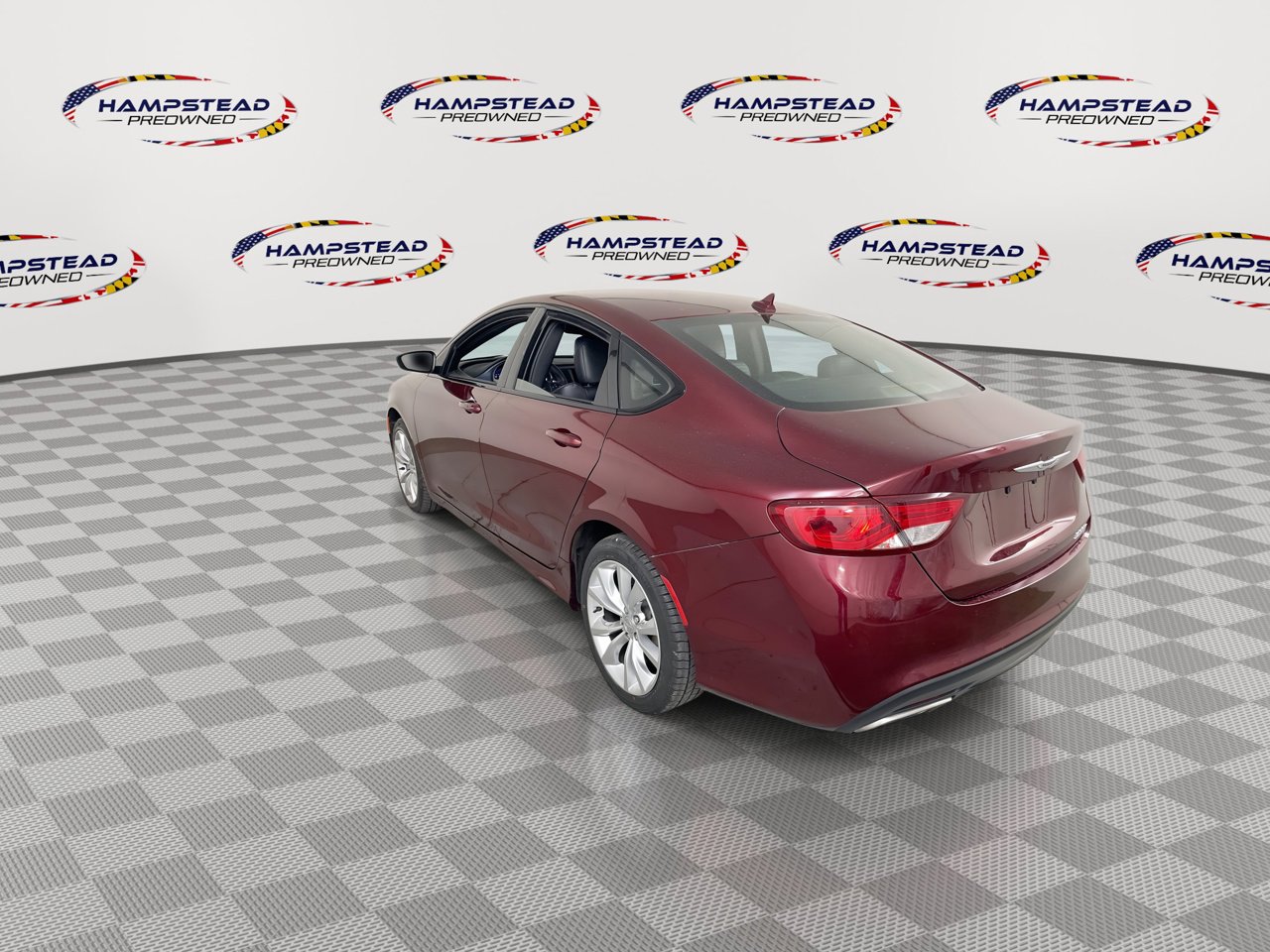 Used 2015 Chrysler 200 S w/ Navigation & Sound Group I image 6