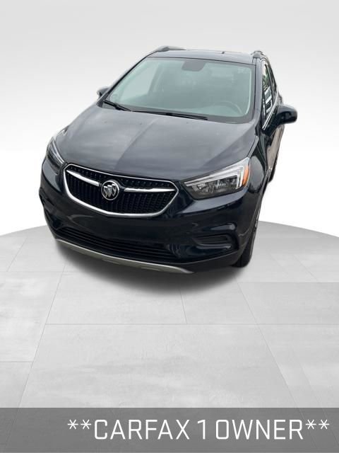 Used 2022 Buick Encore Preferred w/ Safety Package image 2