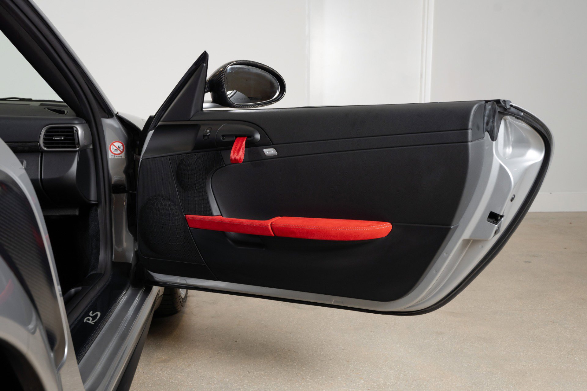 Used 2011 Porsche 911 GT2 RS image 44