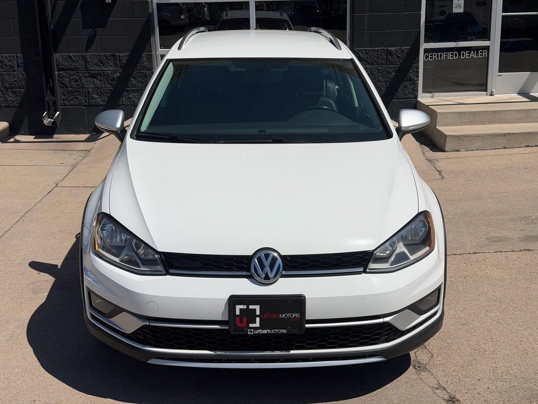 Used 2017 Volkswagen Golf Alltrack S AWD/4WD image 8
