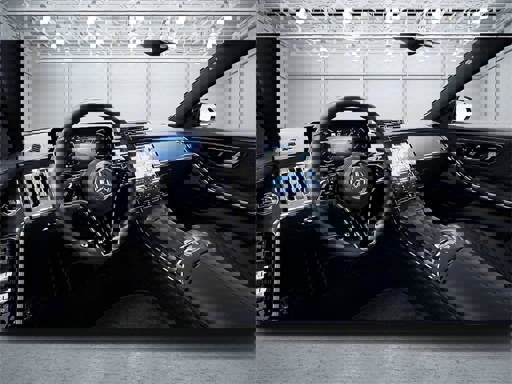 New 2025 Mercedes-Benz S 580 4MATIC Sedan image 3