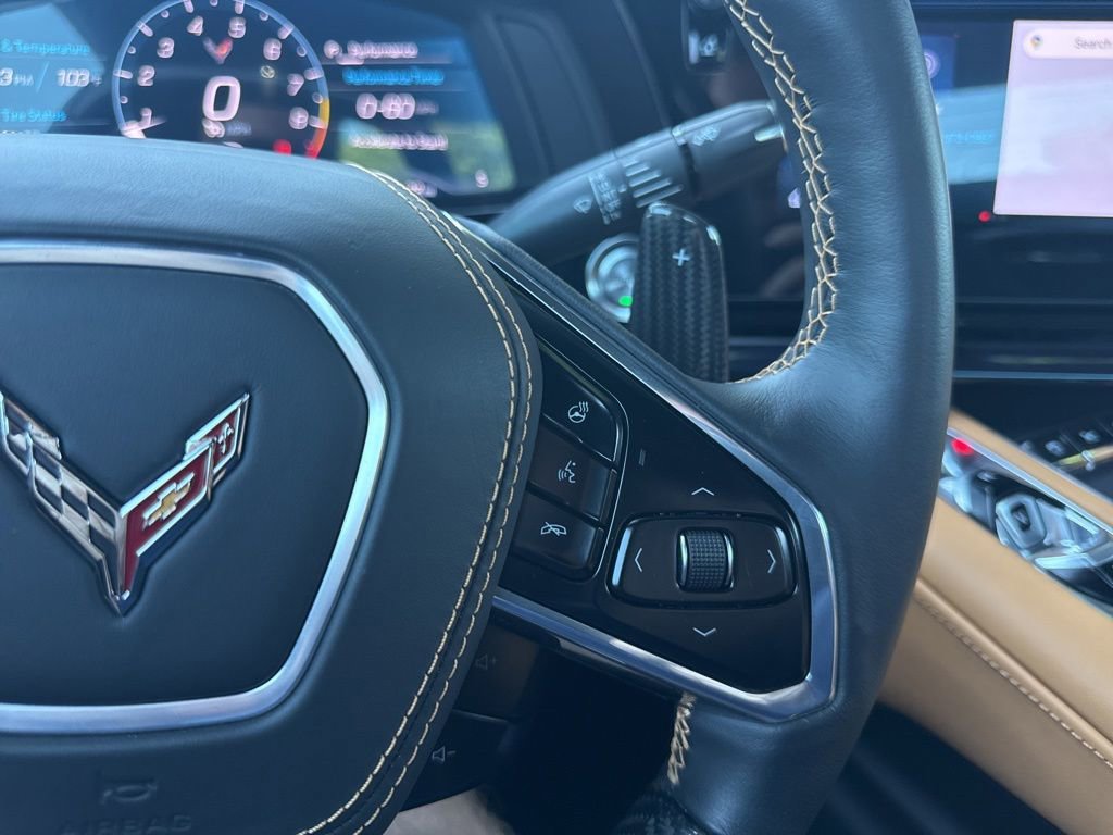 Used 2025 Chevrolet Corvette Z06 w/ Stealth Interior Trim Package RWD image 15