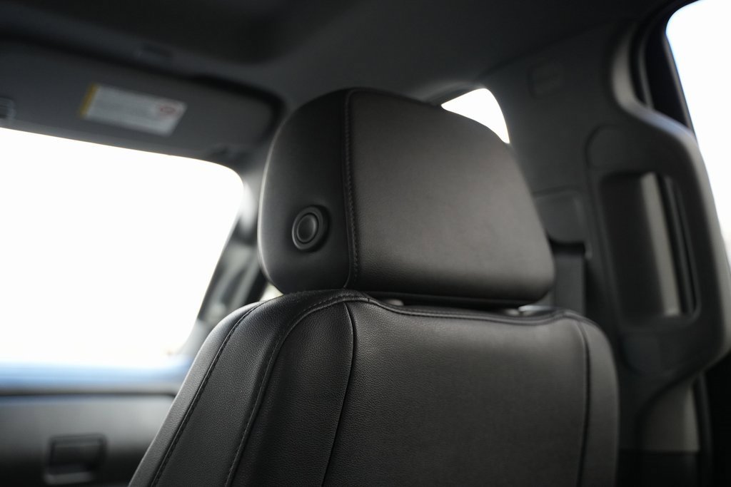 Used 2022 Chevrolet Silverado 2500 LT w/ Convenience Package image 46