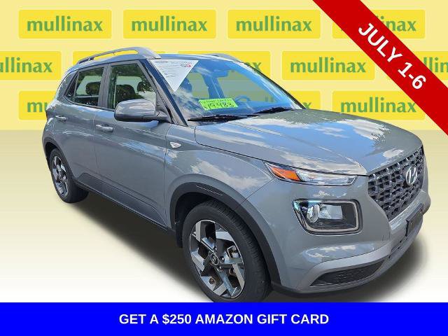 Used 2023 Hyundai Venue SEL FWD image 1