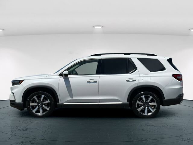 Used 2025 Honda Pilot Elite image 4