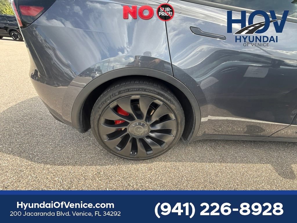 Used 2022 Tesla Model Y Performance AWD/4WD image 8