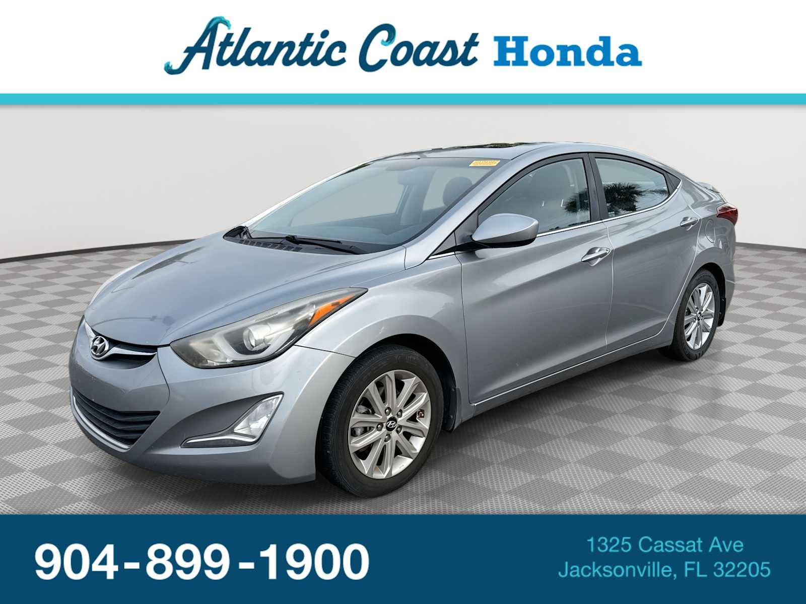 Used 2015 Hyundai Elantra SE w/ Option Group 03 FWD image 1