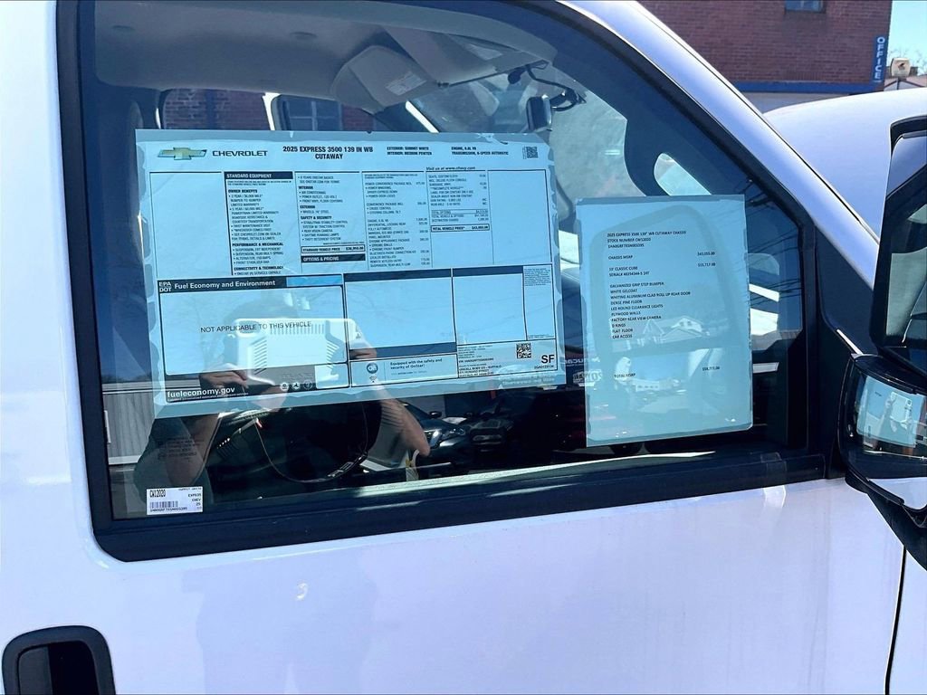 New 2025 Chevrolet Express 3500 w/ Power Convenience Package RWD image 18