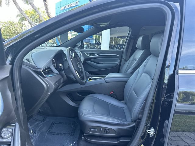 Used 2023 Buick Enclave Essence FWD image 30