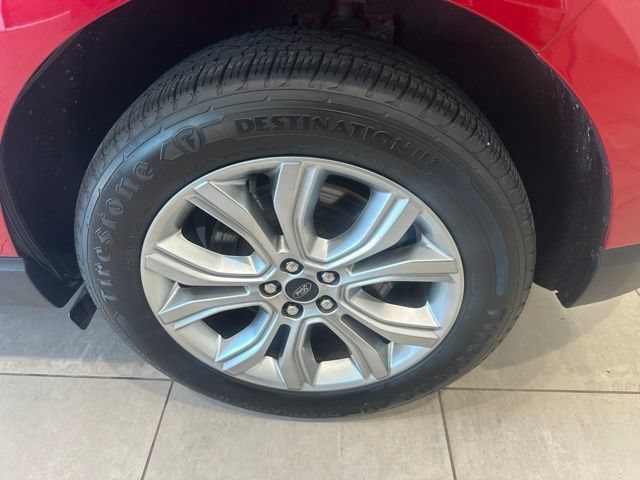 Used 2022 Ford Edge Titanium AWD/4WD image 5