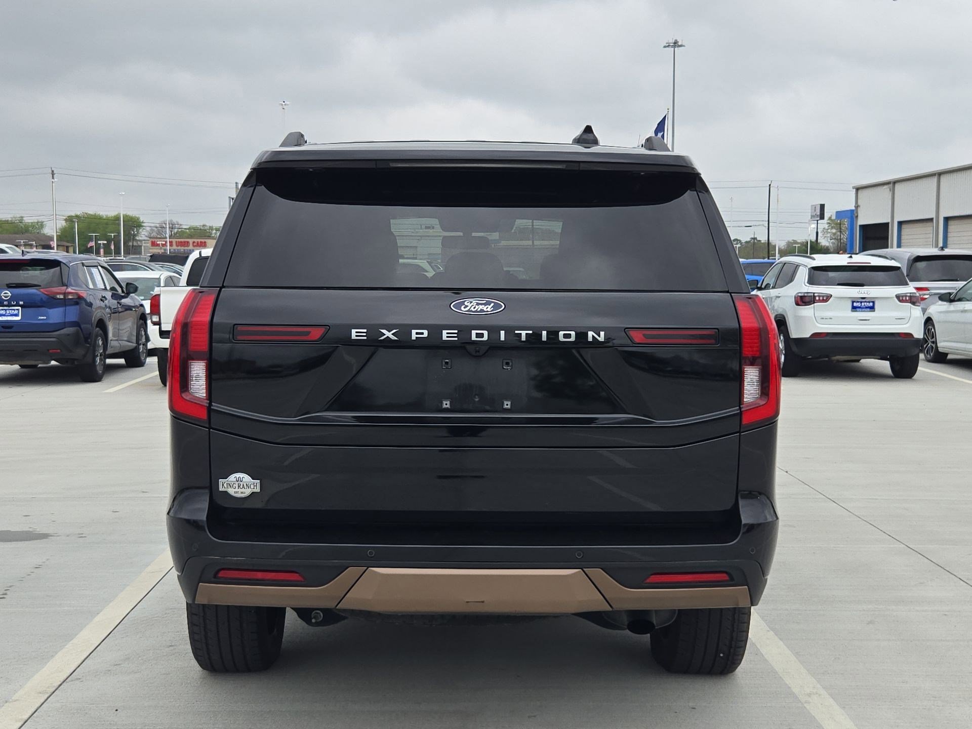 Used 2025 Ford Expedition King Ranch image 5