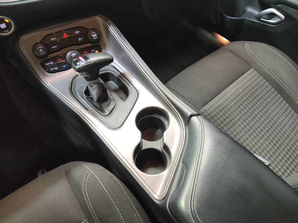 Used 2023 Dodge Challenger SXT RWD image 26