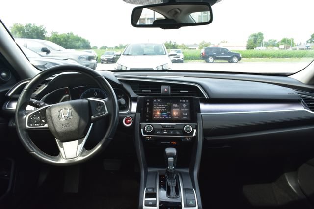 Used 2018 Honda Civic Touring image 37