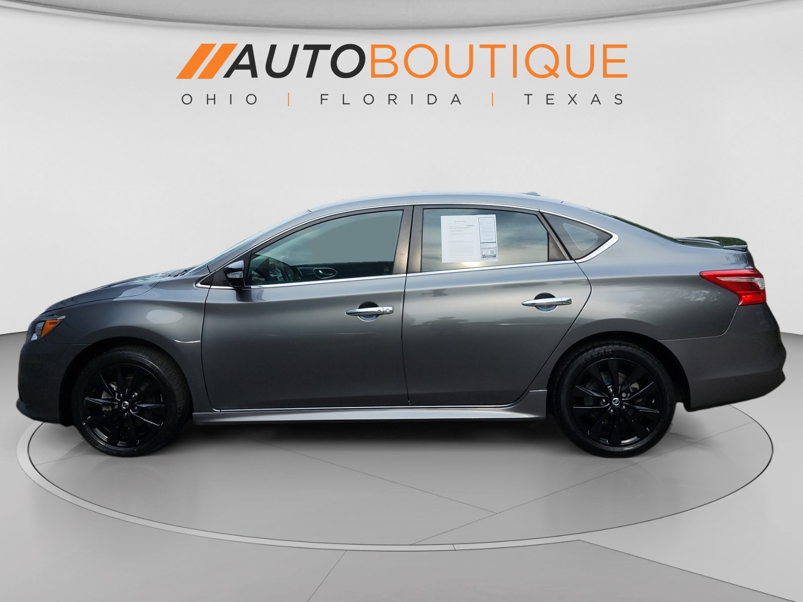 Used 2018 Nissan Sentra SR w/ SR Midnight Edition Package FWD image 3