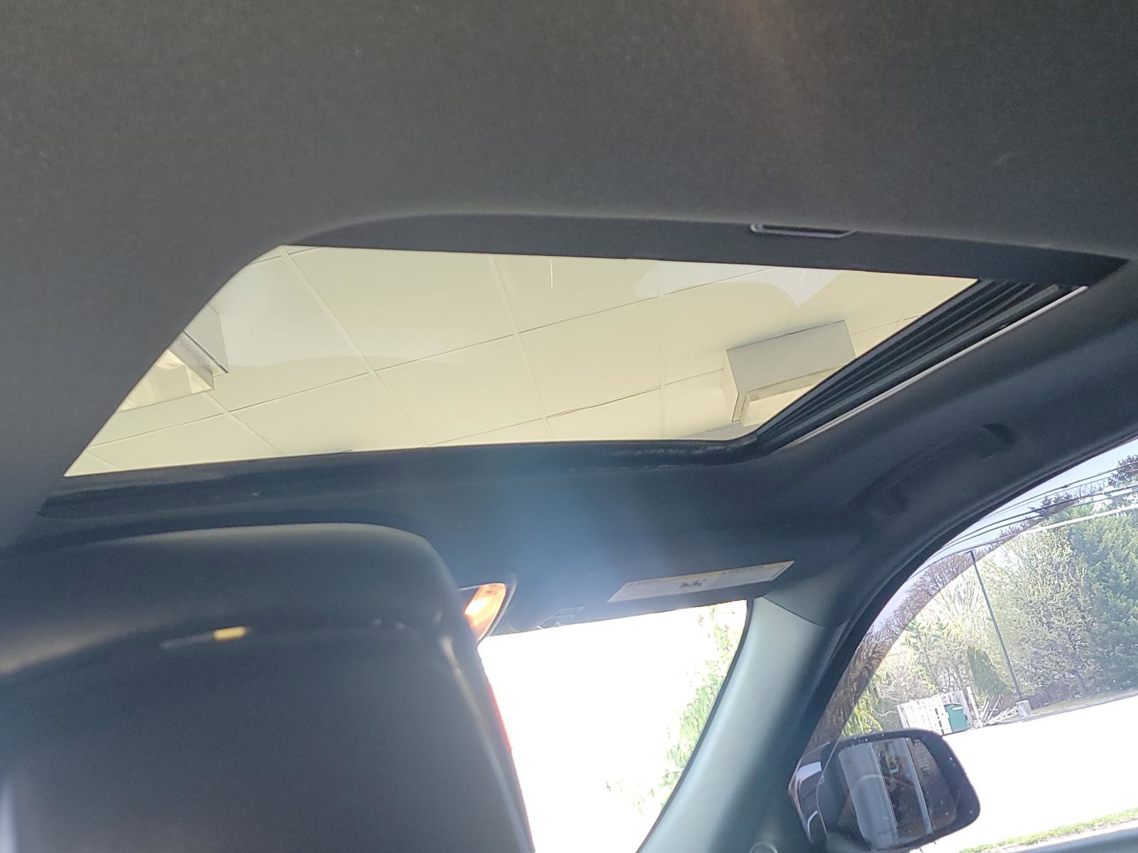 Used 2016 Jeep Grand Cherokee Limited image 27