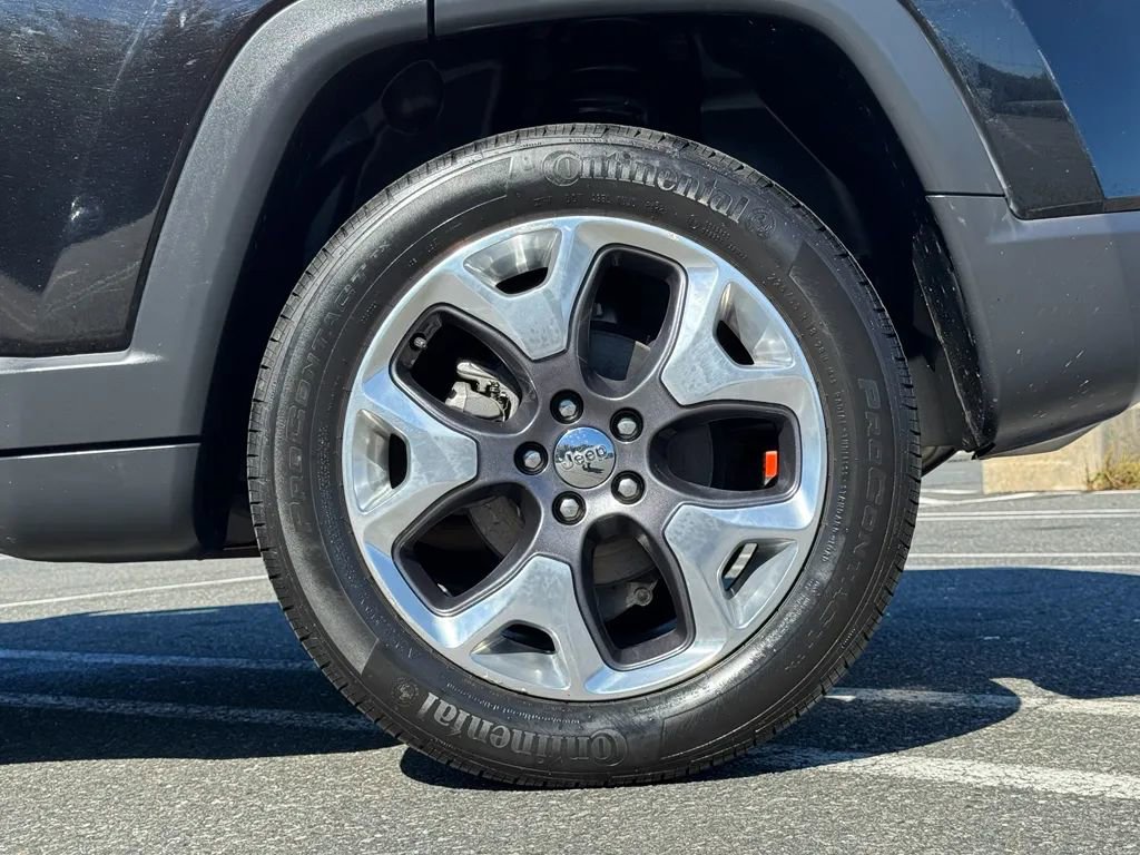 Used 2020 Jeep Compass Limited w/ Safety & Security Group image 29