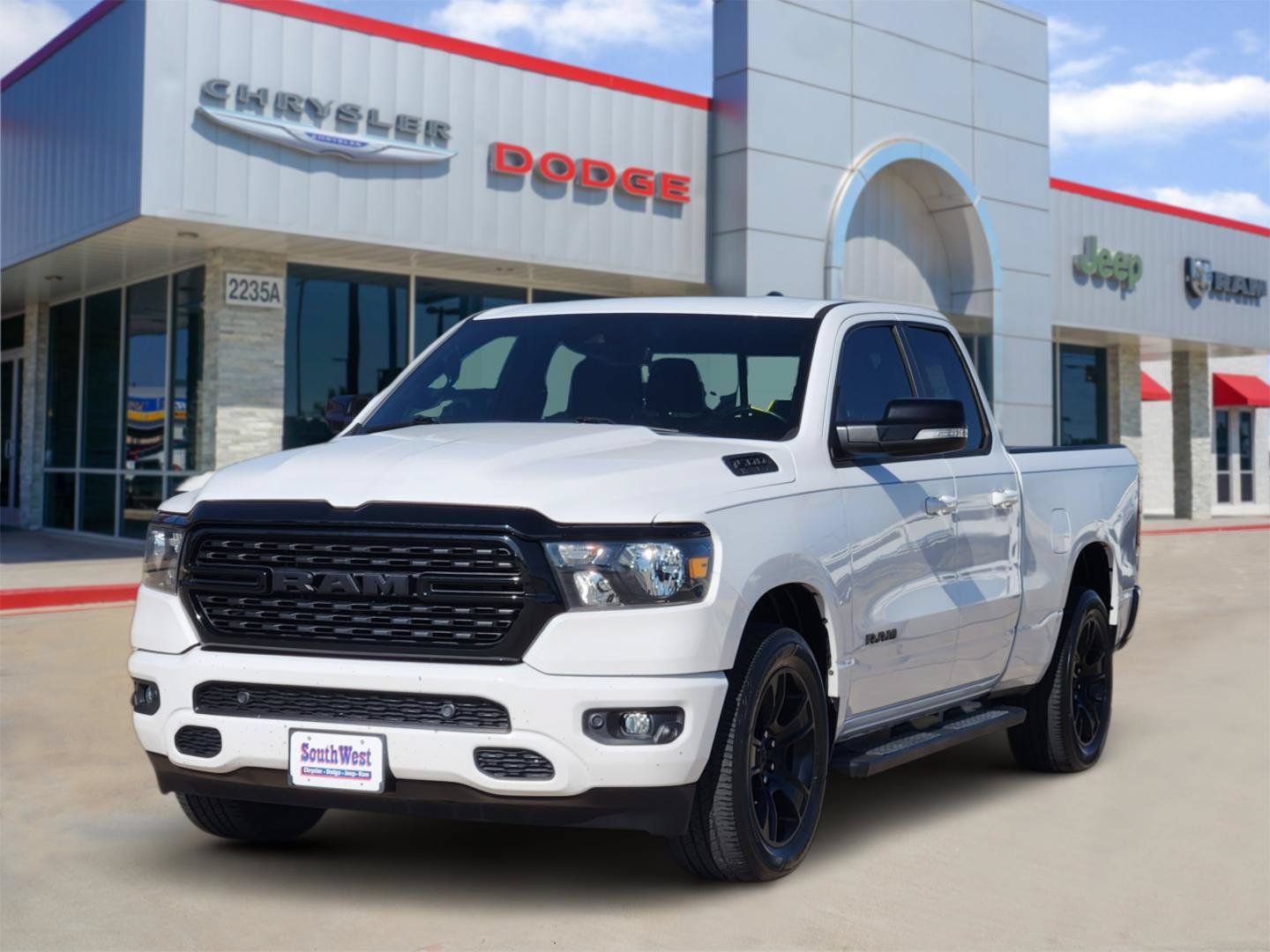Used 2022 RAM 1500 Lone Star RWD image 2