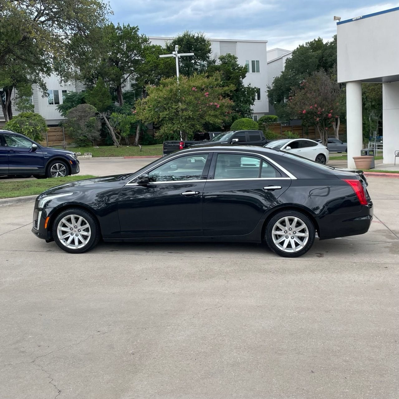 Used 2014 Cadillac CTS Luxury AWD/4WD image 3