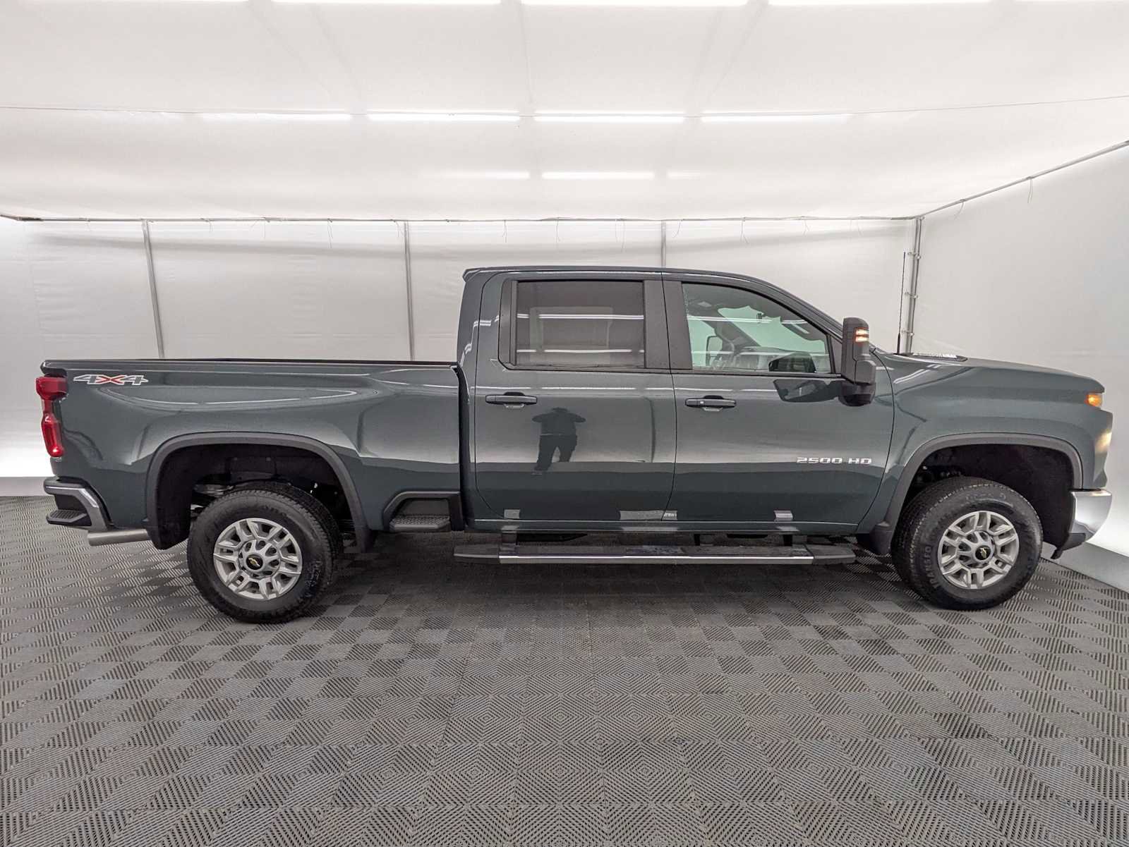 New 2025 Chevrolet Silverado 2500 LT w/ Convenience Package image 7