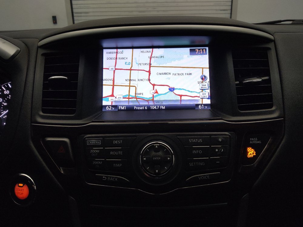 Used 2015 Nissan Pathfinder Platinum AWD/4WD image 25