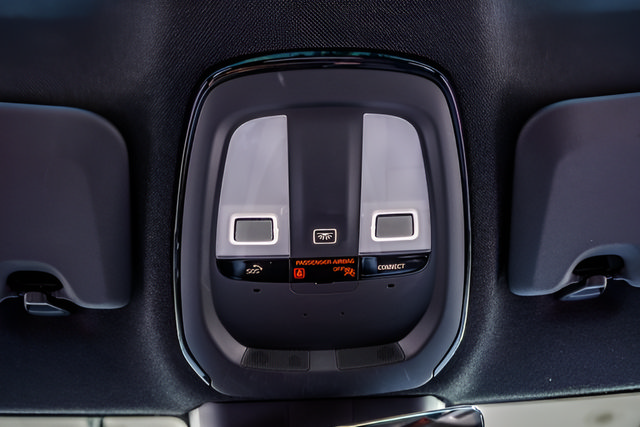 Used 2022 Polestar Polestar 2 w/ Plus Package AWD/4WD image 18