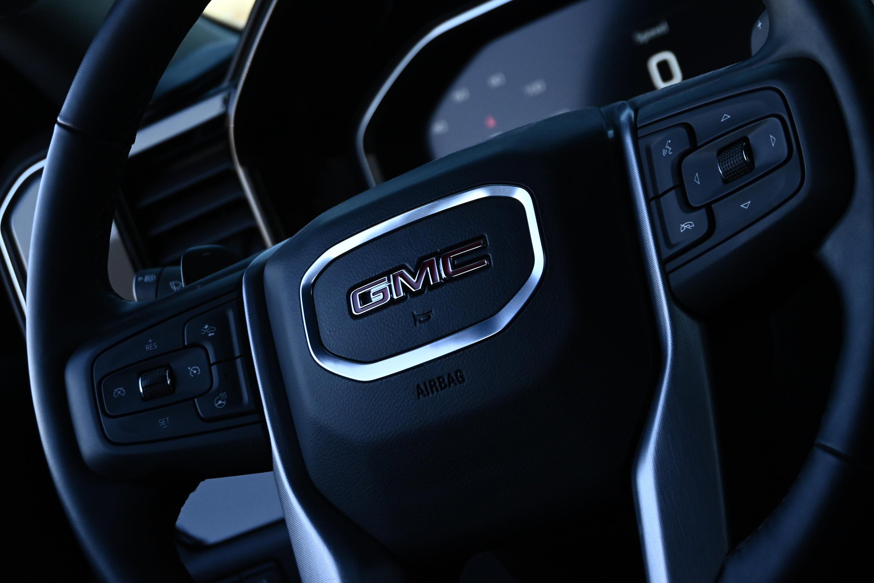 Used 2025 GMC Sierra 1500 Elevation image 26