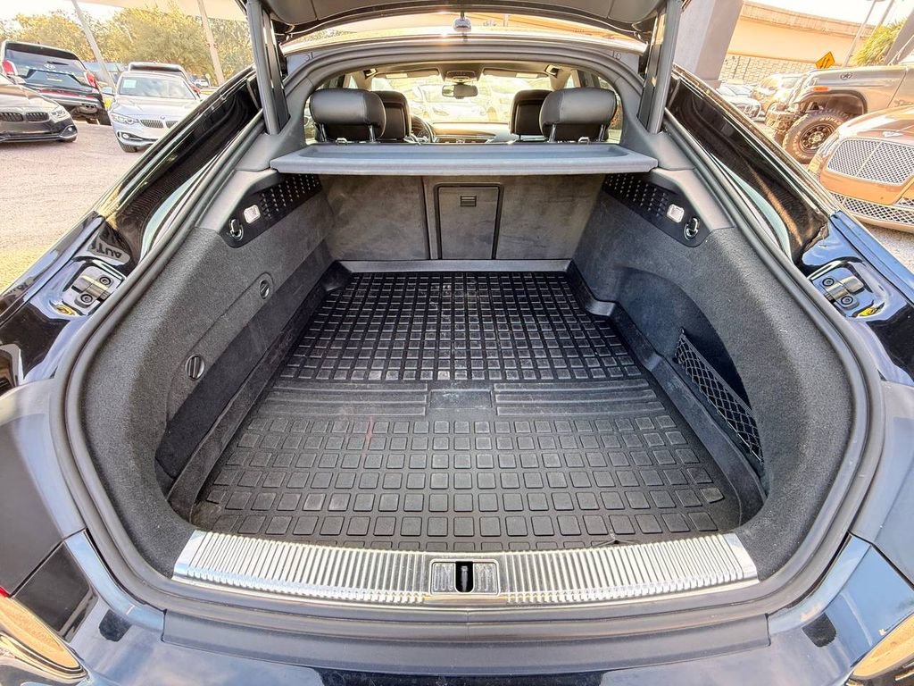 Used 2017 Audi RS 7 Performance w/ Driver Assistance Package image 50