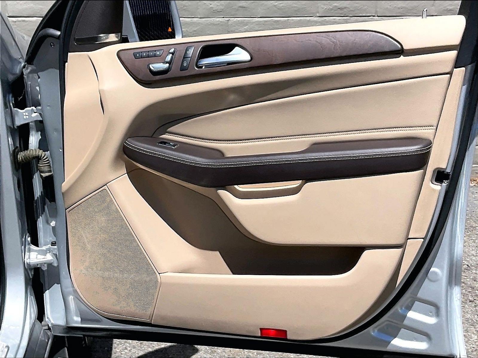 Used 2019 Mercedes-Benz GLS 450 4MATIC image 23