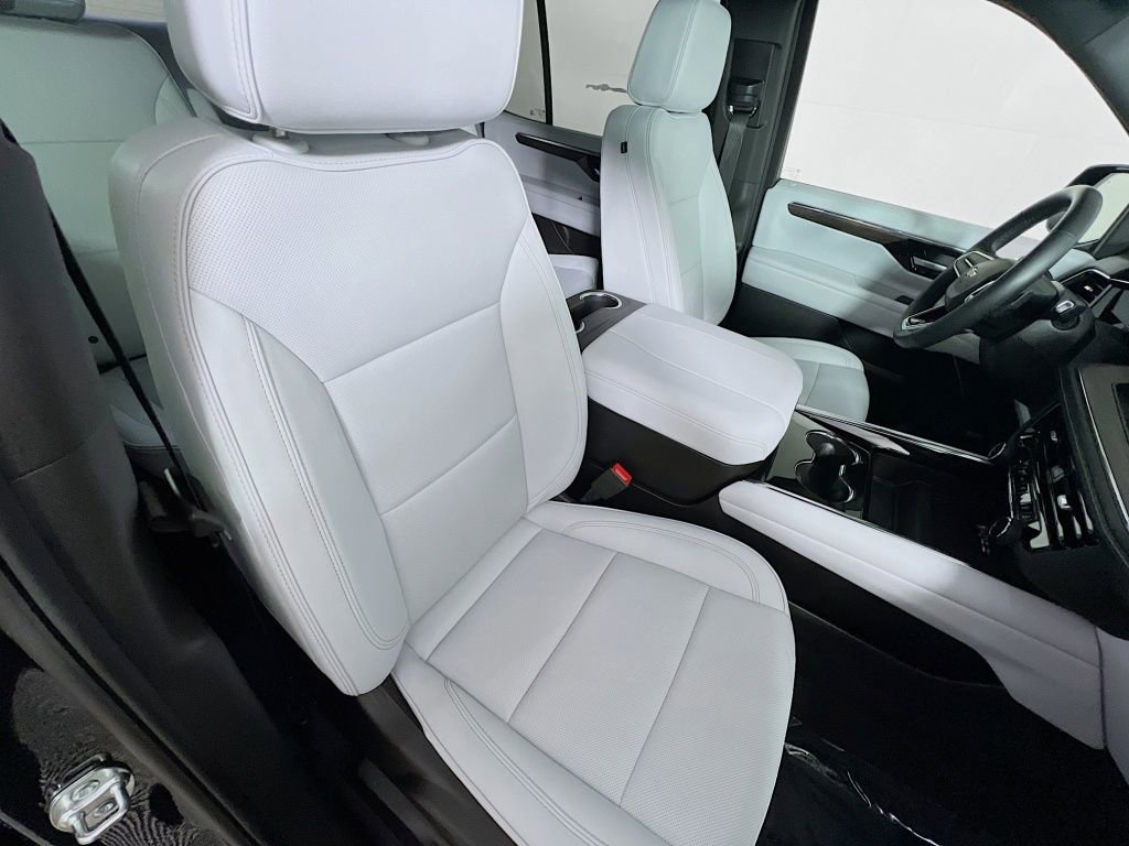 Used 2025 Chevrolet Tahoe Premier image 30
